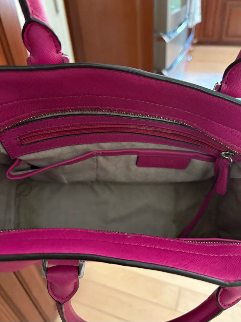 Michael Kors Hot Pink Saffiano Satchel with Eyelet Sides Selma bag - Picture 7 of 12
